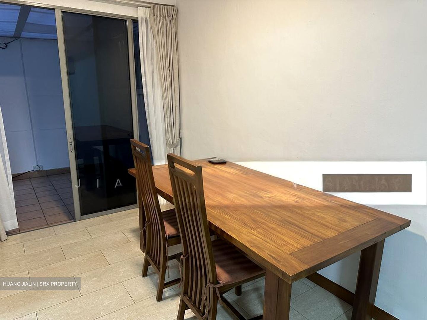 Dmanor (D16), Terrace #546592831